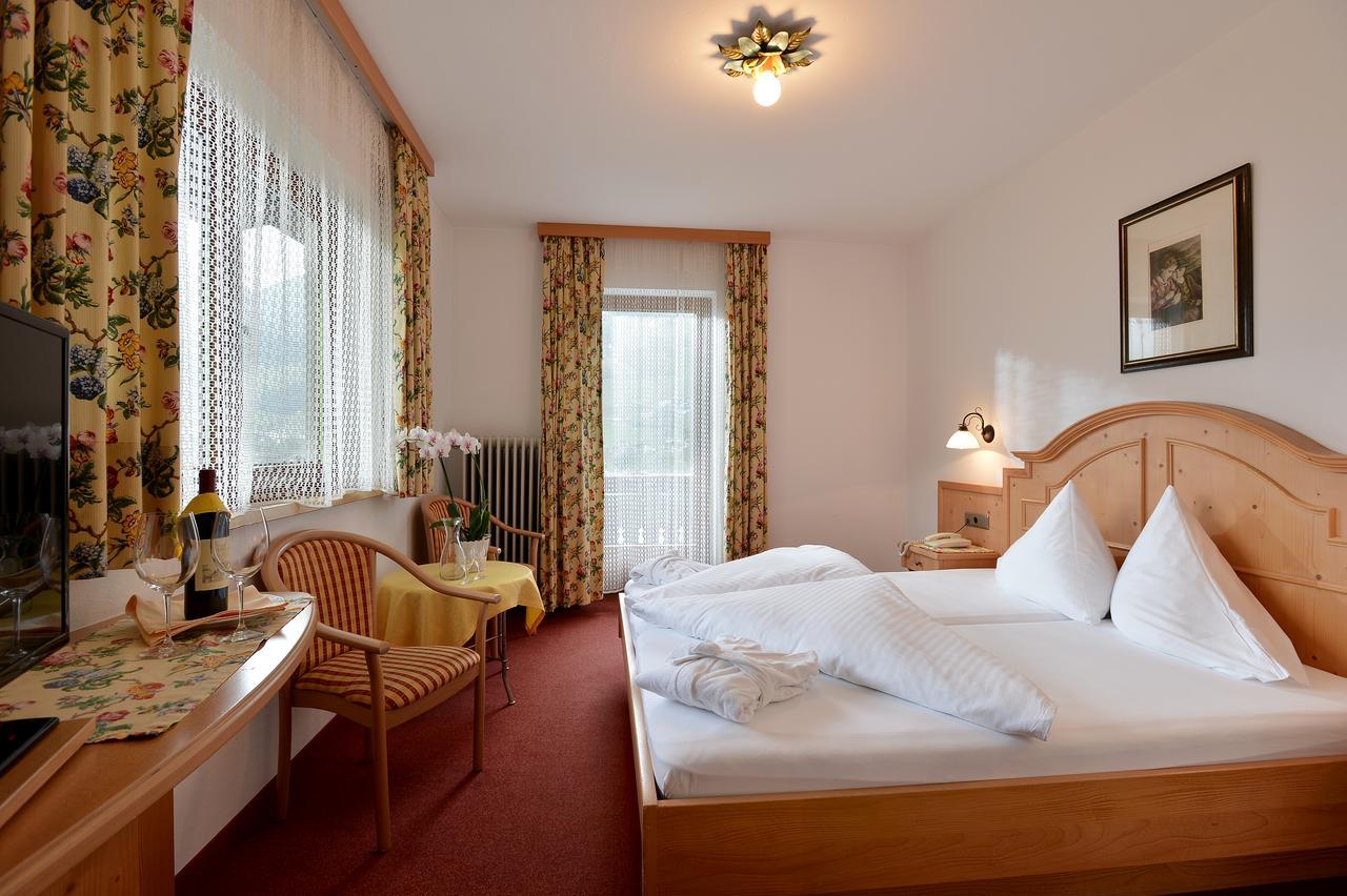 Schwarzer Adler Hotel